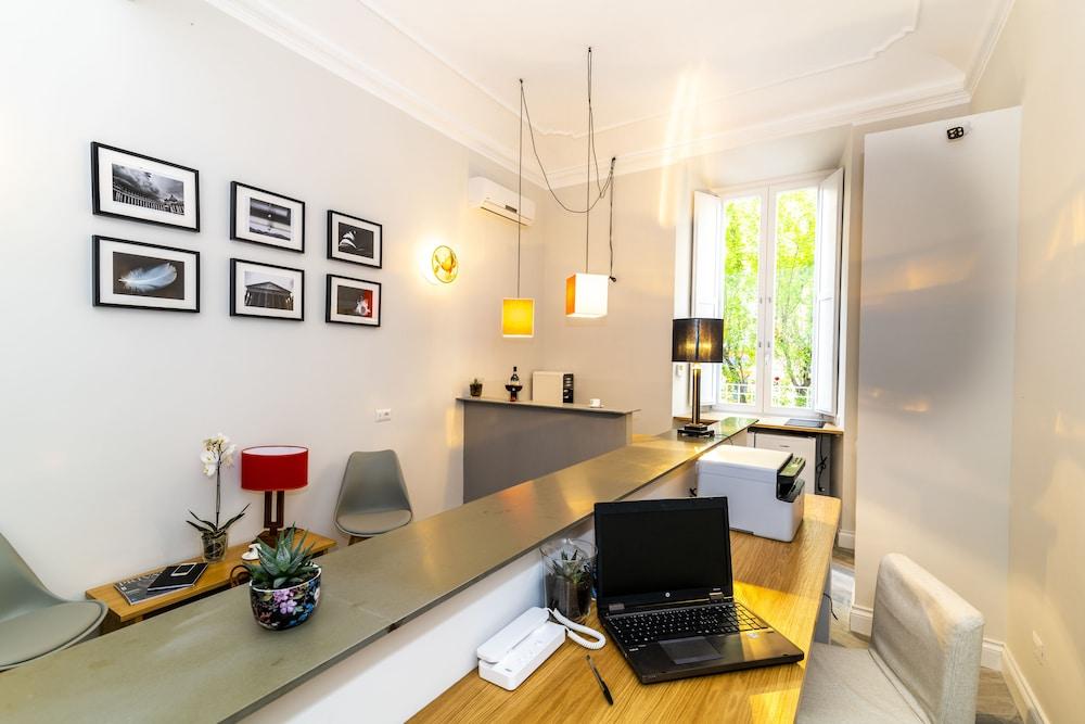 Eccelso Hotel Rome Exterior photo